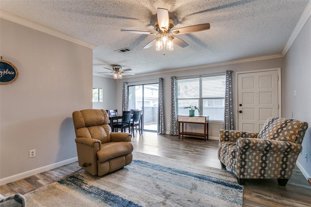 Cedar Ridge At Hurst Twnhms - Residential