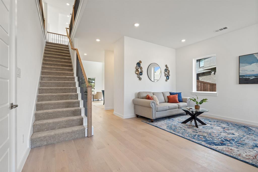 2105 Oak Haven Court