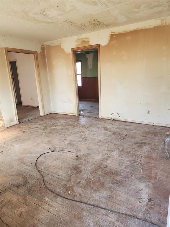 Raymond Thomason Of Hale - Residential