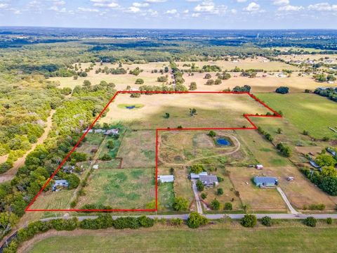 2165 County Road 3304 Greenville TX 75402