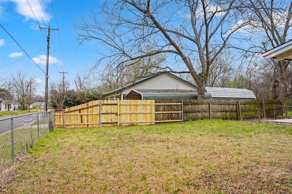 Robertson - Residential