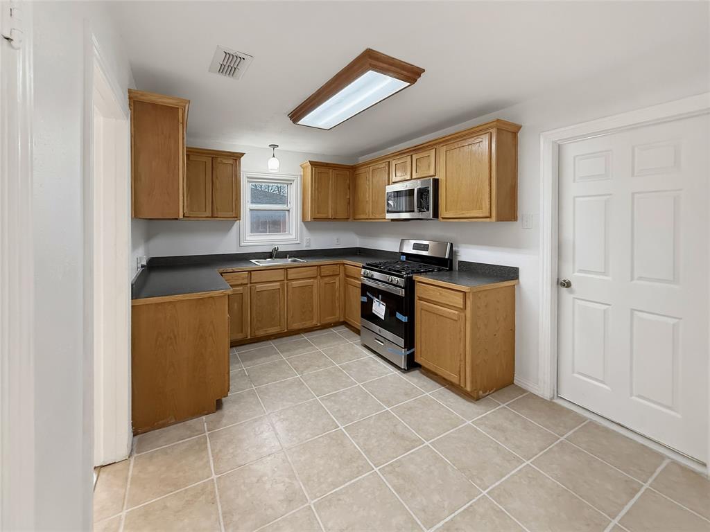 Robertson - Residential