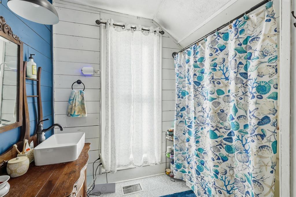 O T Ponder - Residential