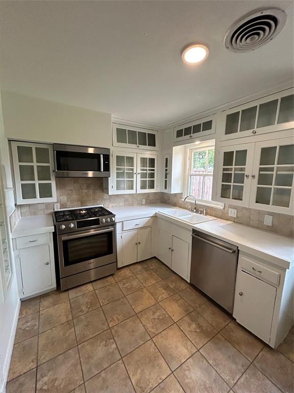 North Stonewall Terrace - Residential Lease