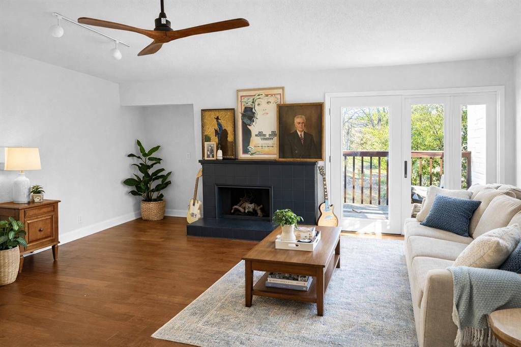 Big Thicket Twnhms - Residential