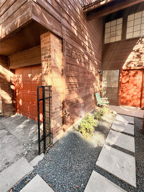 Big Thicket Twnhms - Residential