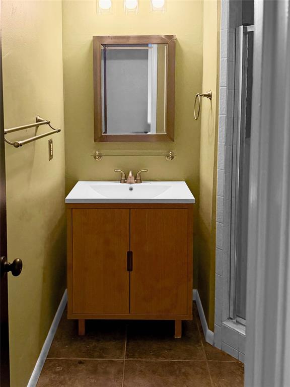 Big Thicket Twnhms - Residential