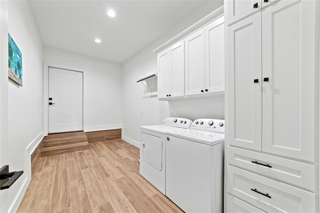 Oak Point Phase Three - Residential