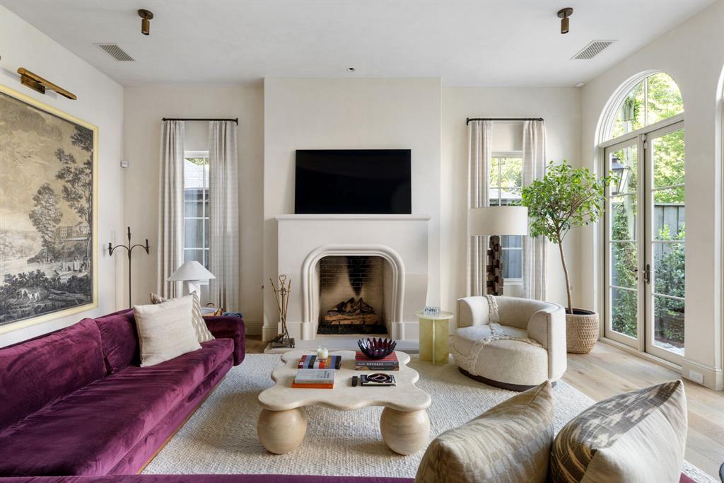 Lovers Lane Heights - Residential