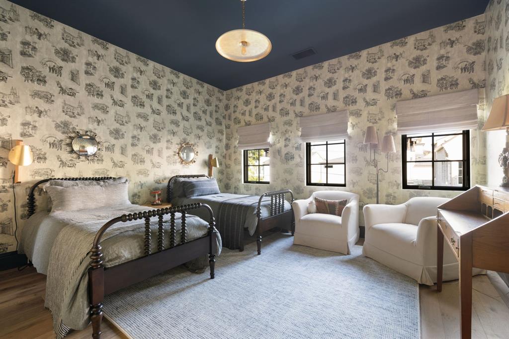 Lovers Lane Heights - Residential