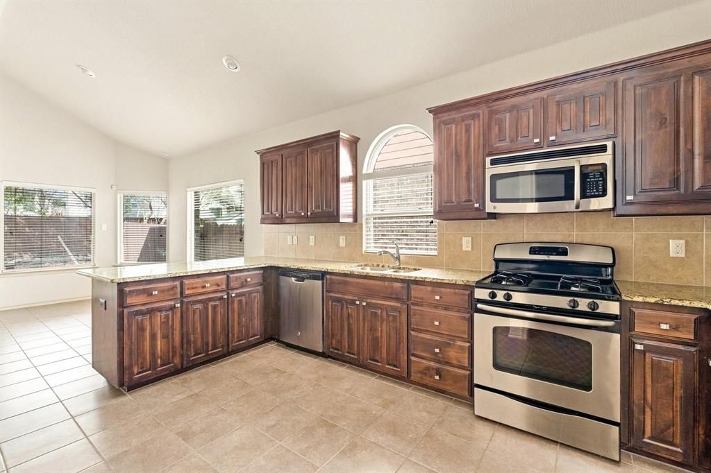 Photo of 6669 Friendsway Drive, Fort Worth, TX 76137 (MLS # 21215219)