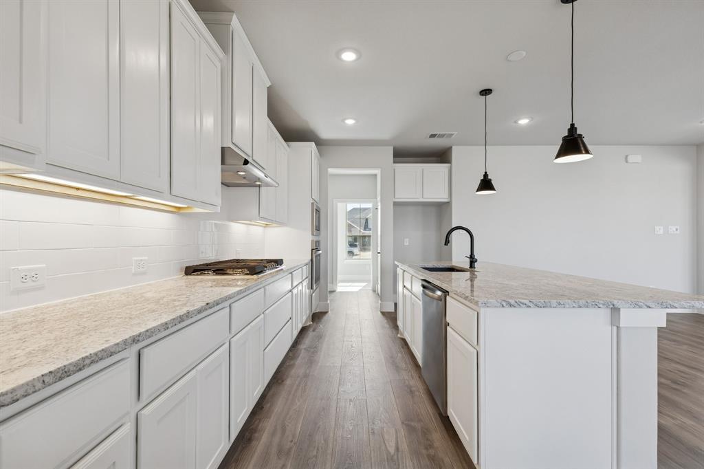 Ellis Ranch Estates - Residential