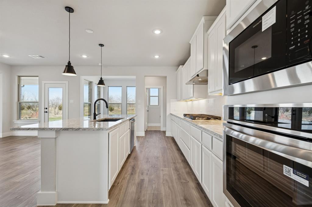 Ellis Ranch Estates - Residential