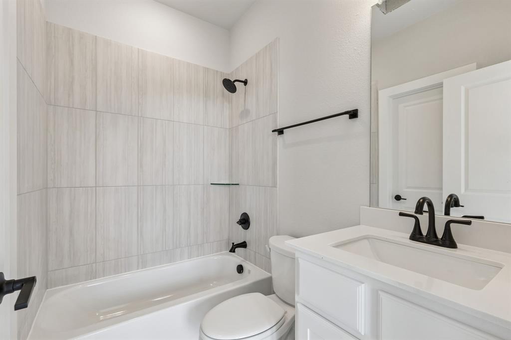 Ellis Ranch Estates - Residential