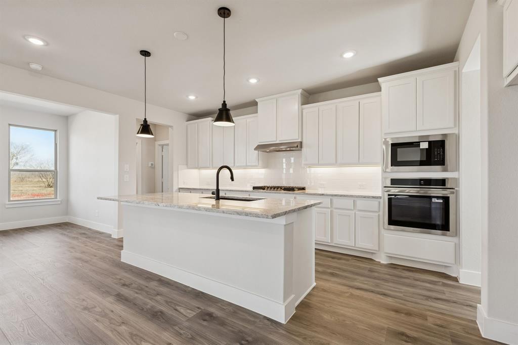 Ellis Ranch Estates - Residential