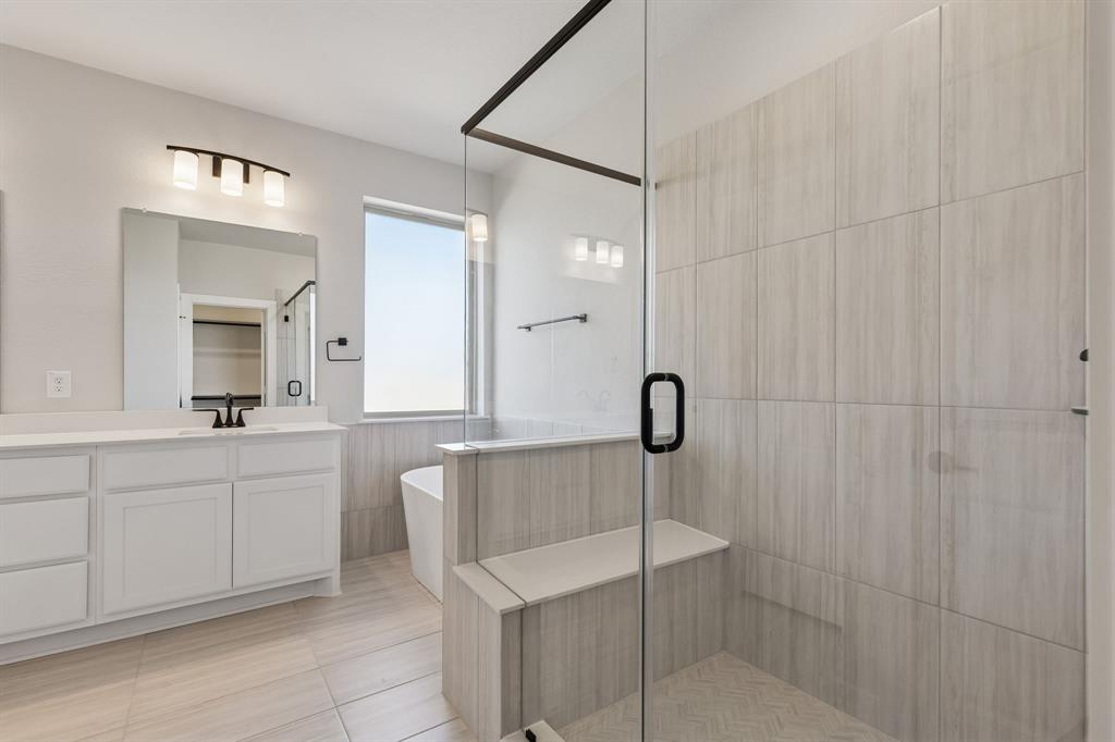 Ellis Ranch Estates - Residential