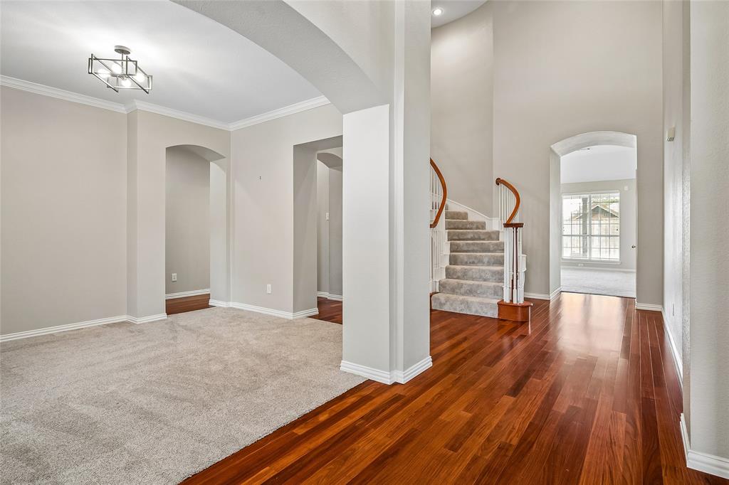 44 Creekside Drive