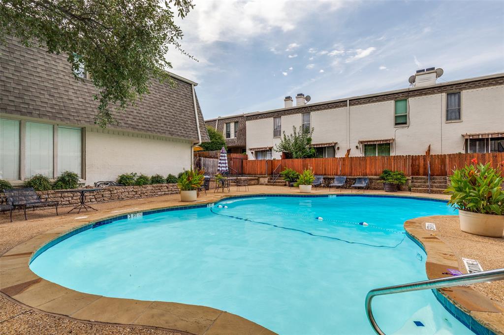 Richardson, Texas 75080, United States, 2 Bedrooms Bedrooms, ,2 BathroomsBathrooms,Residential,Active,205276