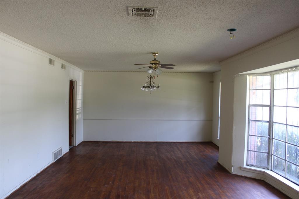 706 W Five Mile Parkway