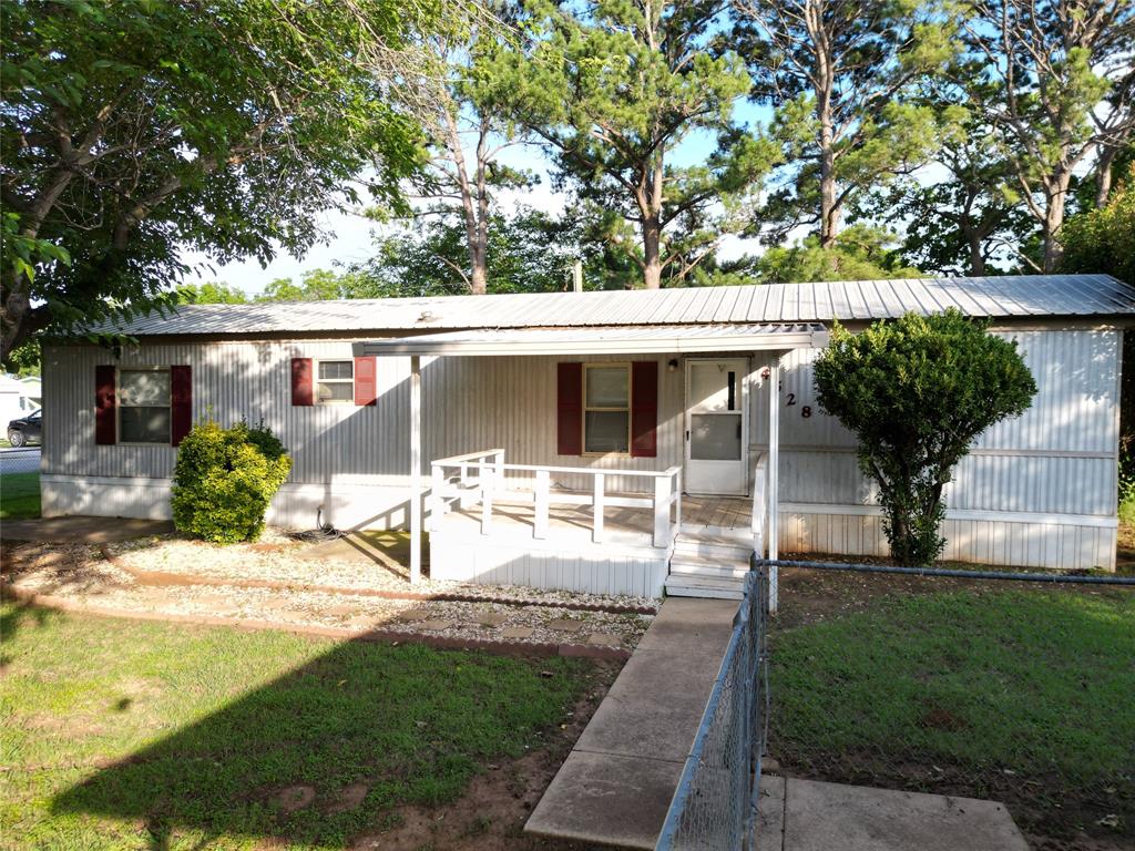 4528 Wildwood Circle