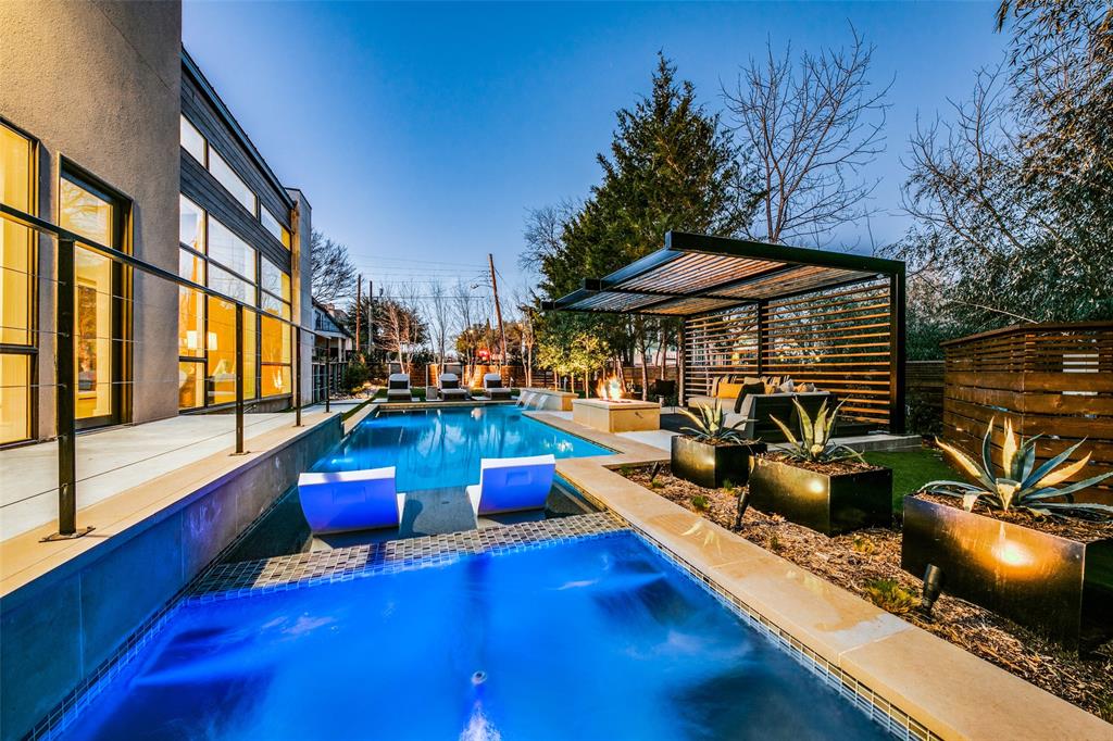 Lakeway Rev - Residential