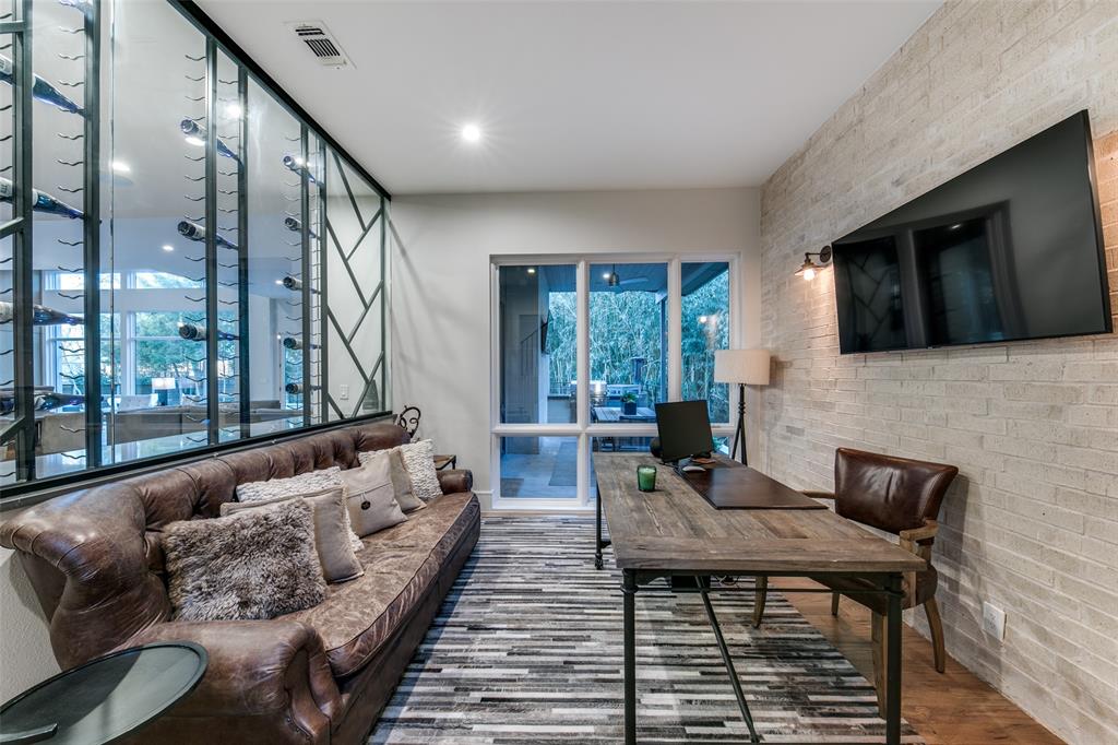 Lakeway Rev - Residential