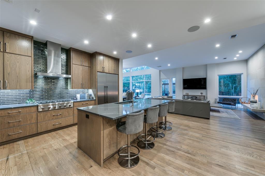 Lakeway Rev - Residential