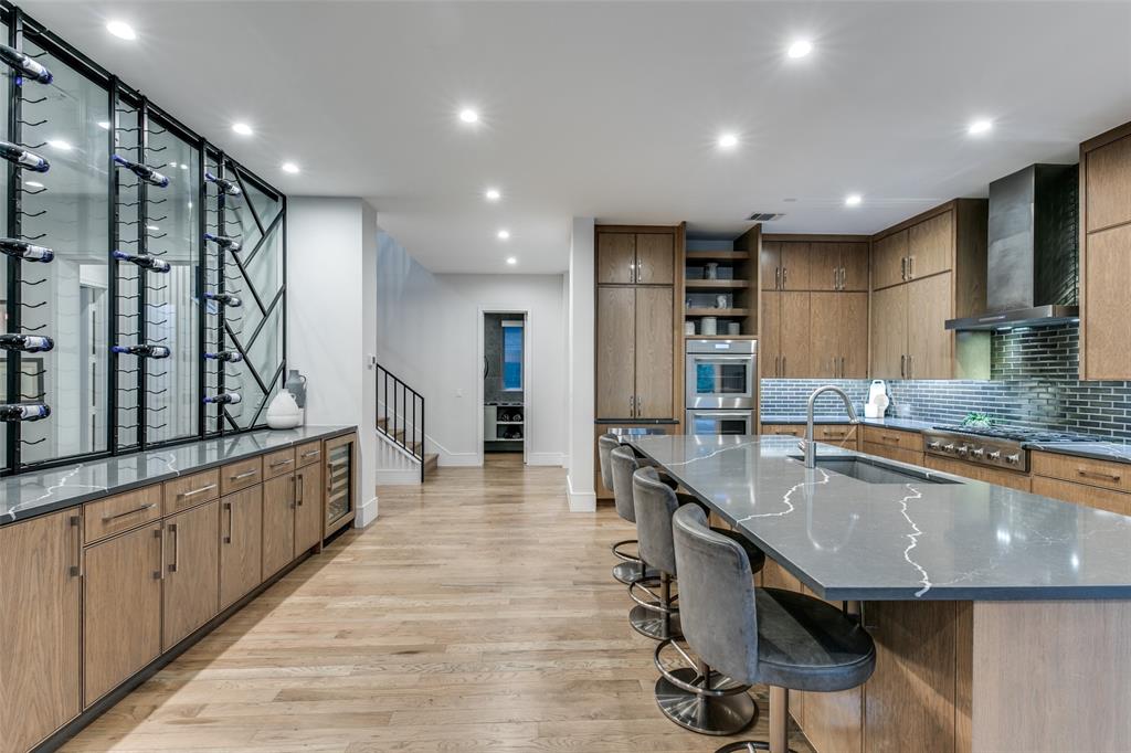 Lakeway Rev - Residential