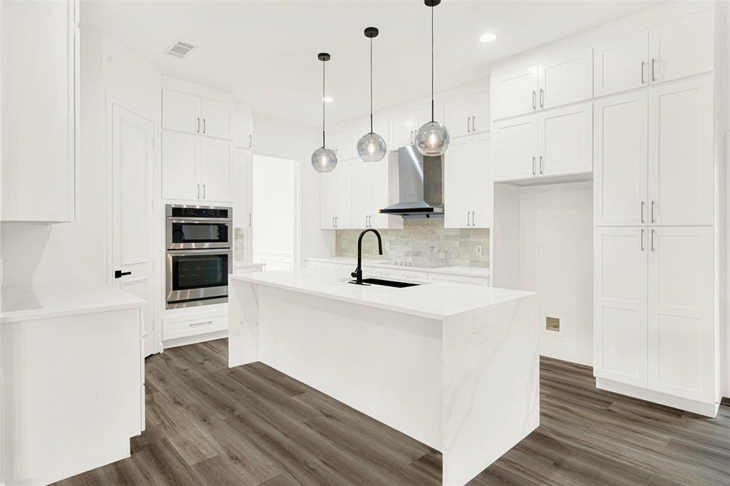 5729 Ridgehaven Drive