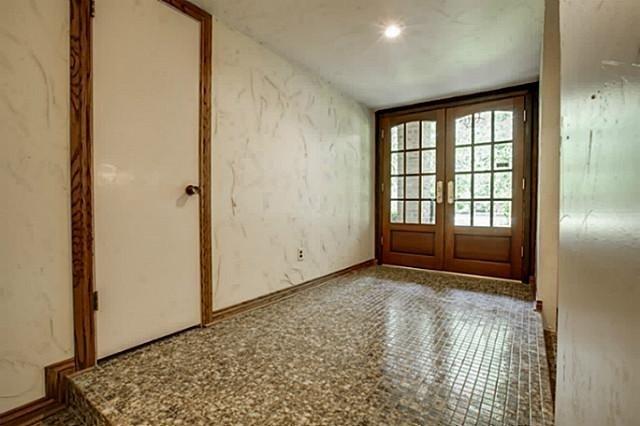 Hollow Creek Estates - Residential Lease