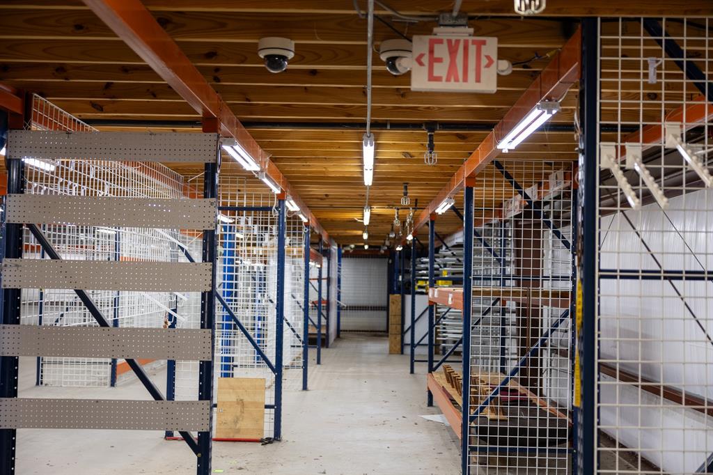 none - Commercial Sale