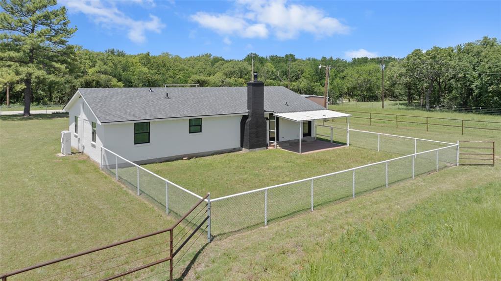 698 County Road 3825