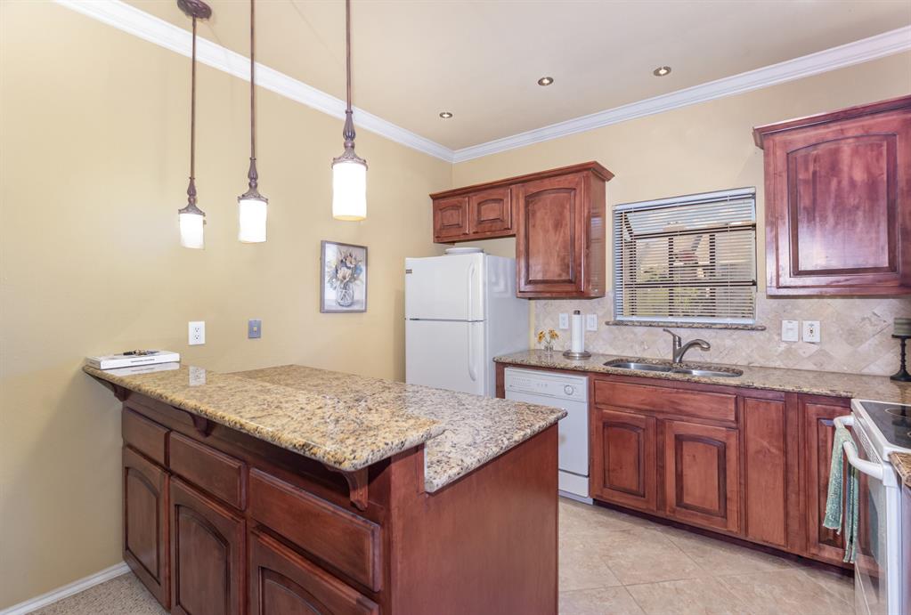 Cobblestone Square - Residential