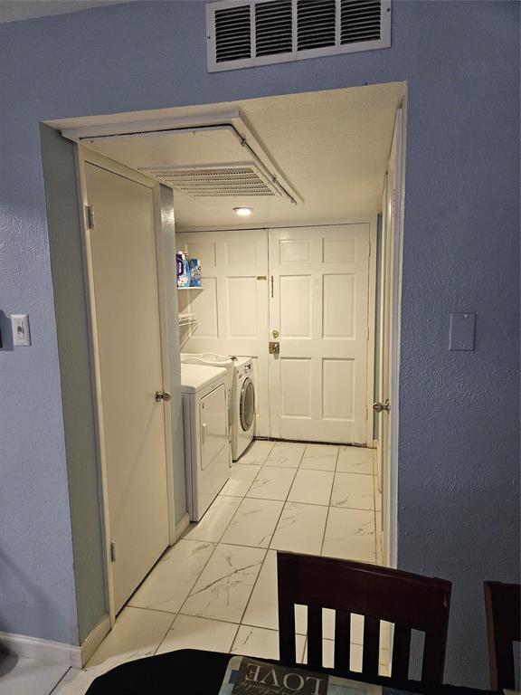 Coventry Village Condo - Residential