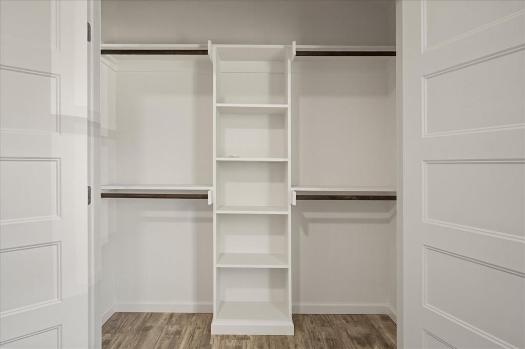 Orig Town Of Lone Oak - Residential