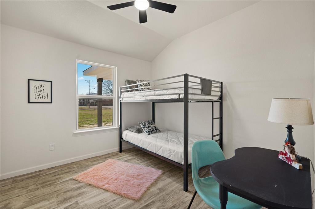 Orig Town Of Lone Oak - Residential