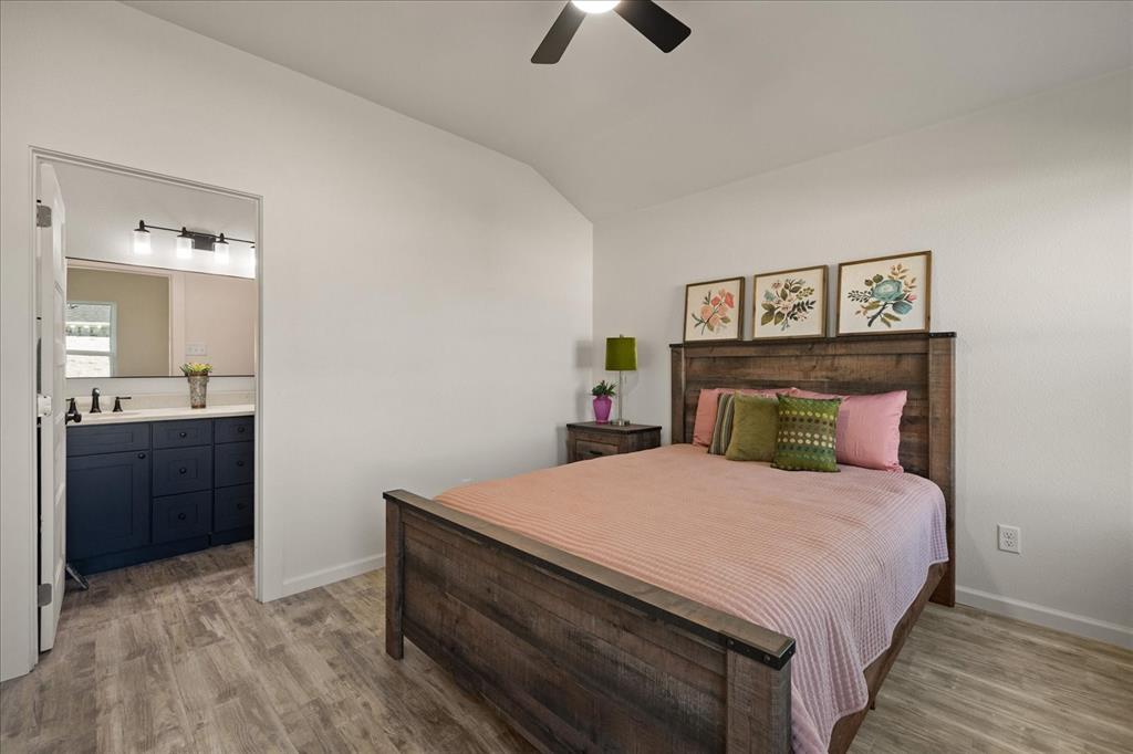 Orig Town Of Lone Oak - Residential