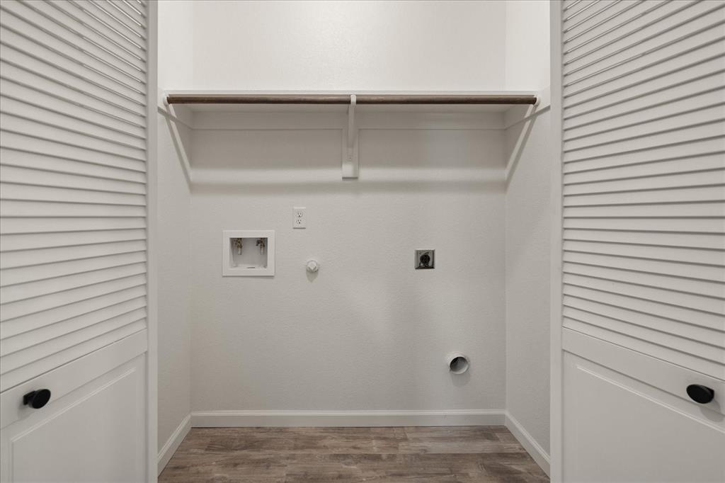 Orig Town Of Lone Oak - Residential