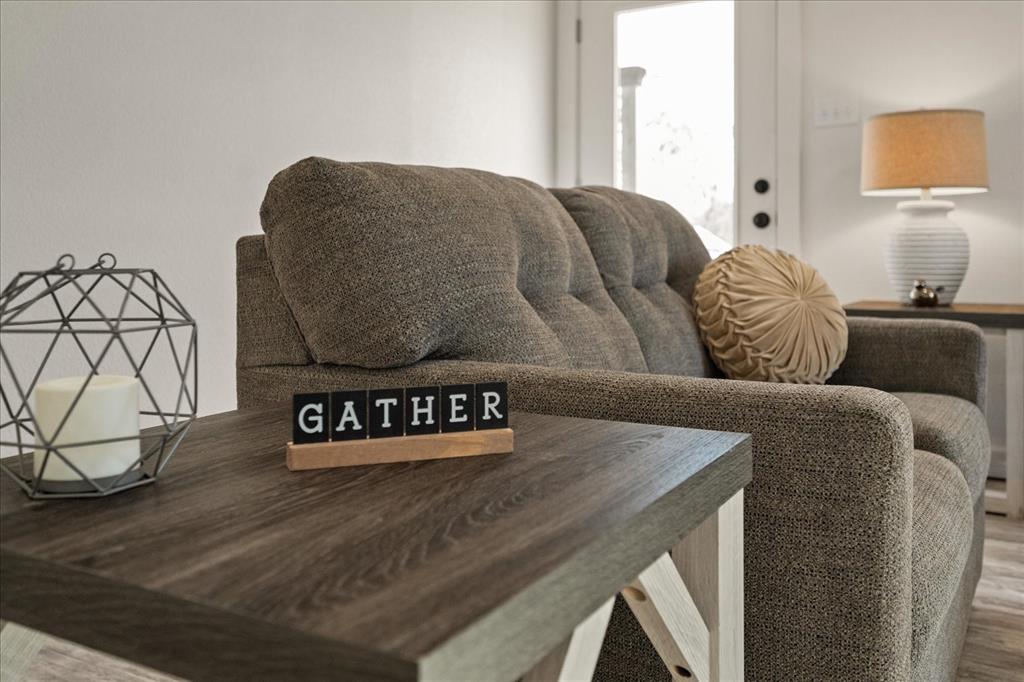 Orig Town Of Lone Oak - Residential