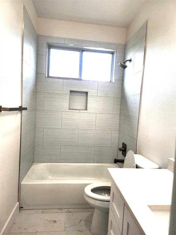 Lake Country Crossing - Residential