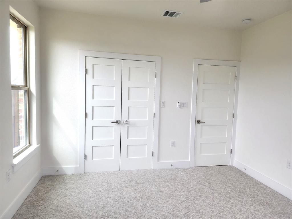 Lake Country Crossing - Residential