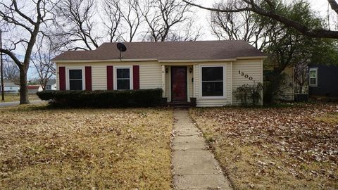 1300 W Day Street Denison TX 75020