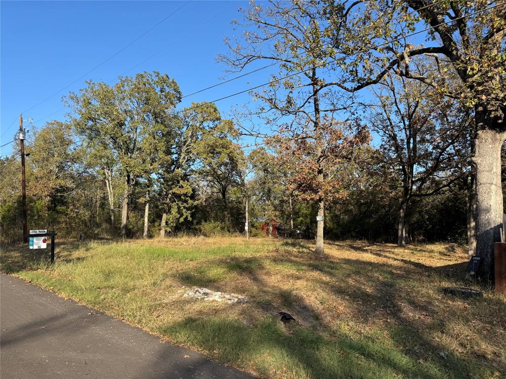 CHEROKEE SHORES - Land