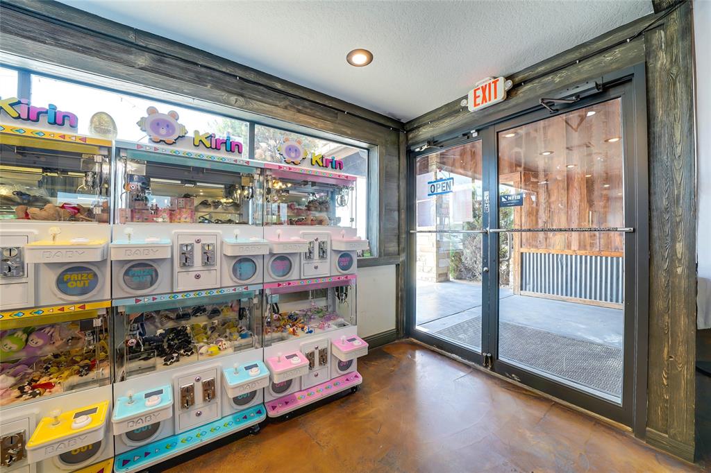 John Quarter Acres Add - Commercial Sale