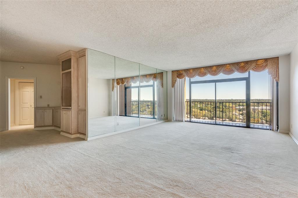 5200 Keller Springs Road 820