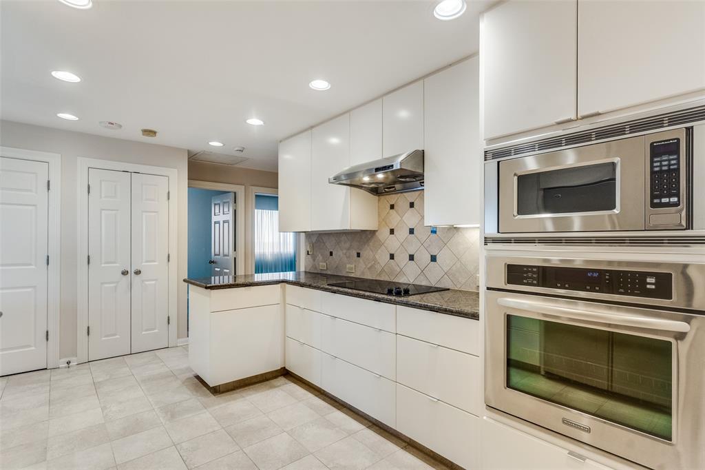 Bonaventure Condo - Residential