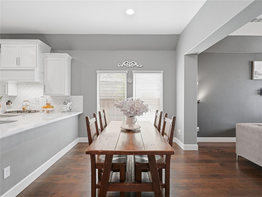 8216 San Bernard