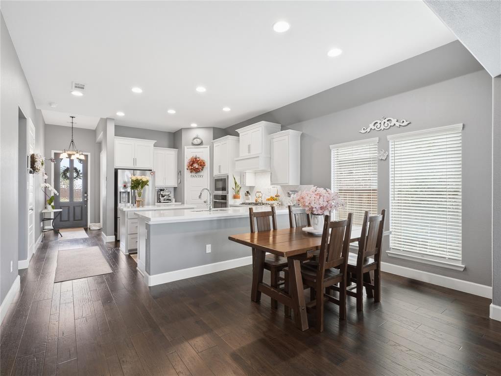 8216 San Bernard