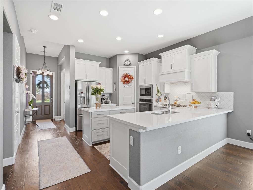 8216 San Bernard