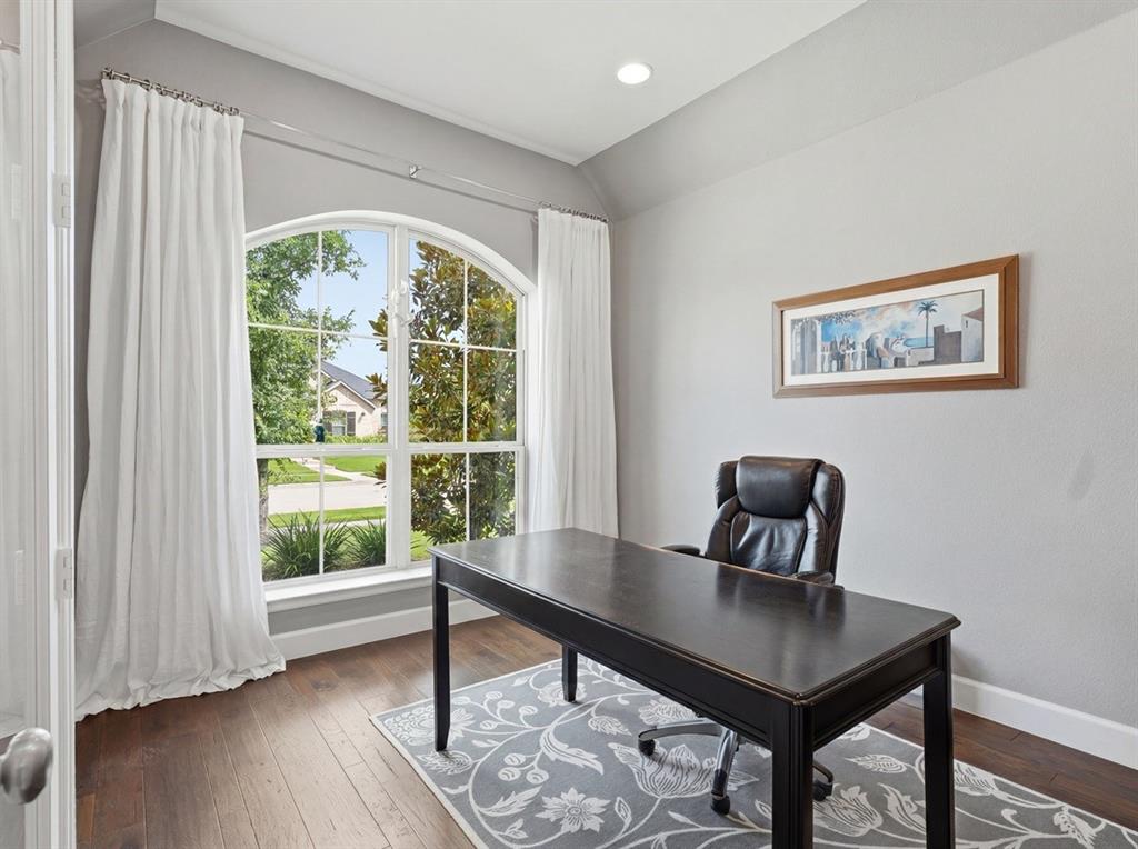 8216 San Bernard